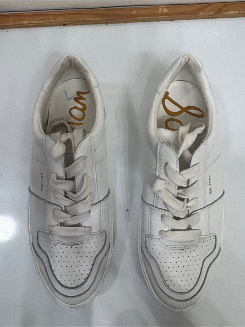Sam Edelman Women’s SE-1980 White Leather Casual Sneakers - Picture 3 of 9